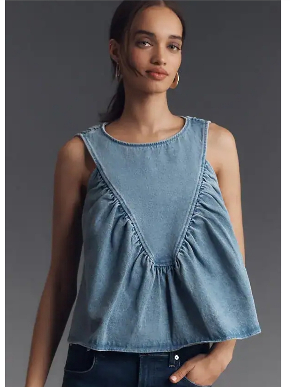 Mare Mare Light Wash Denim Shirred Sleeveless Top - Picture 2 of 10